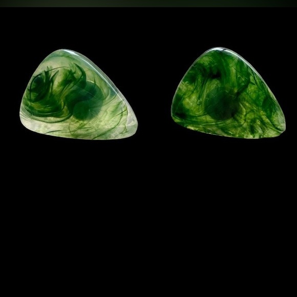 Vintage Marbled Jade Green Bakelite Style Pierced Contemporary Earrings Jewelry - Picture 2 of 5